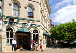 Maine Commercial & Retail Photography - Grasshopper Shop Store Front
